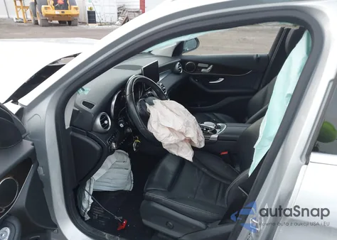 2016 Mercedes-Benz Glc 300 4Matic from USA, damaged, VIN WDC0G4KB7GF021236